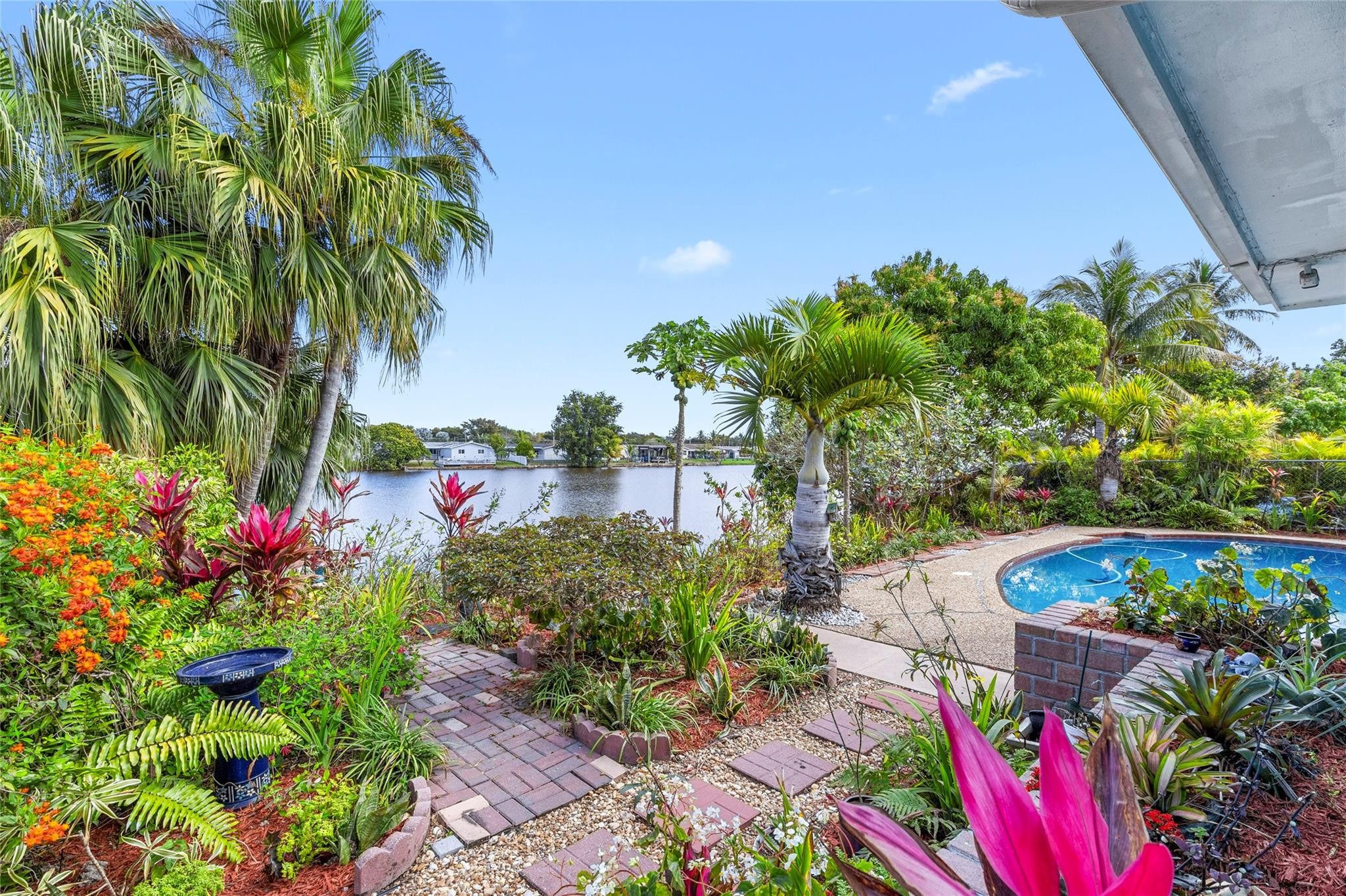 Sunrise Golf Village Sec - Residential