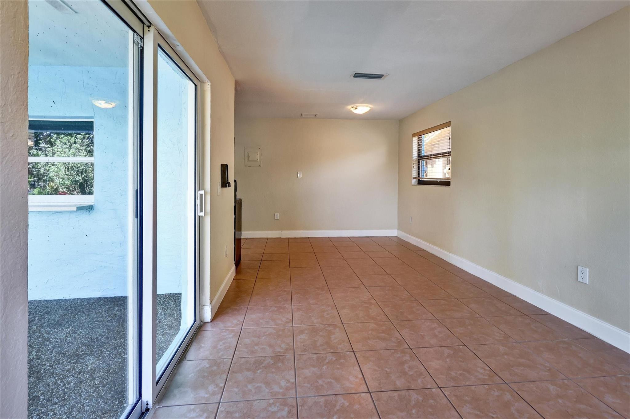 Sunrise Golf Village Sec - Residential