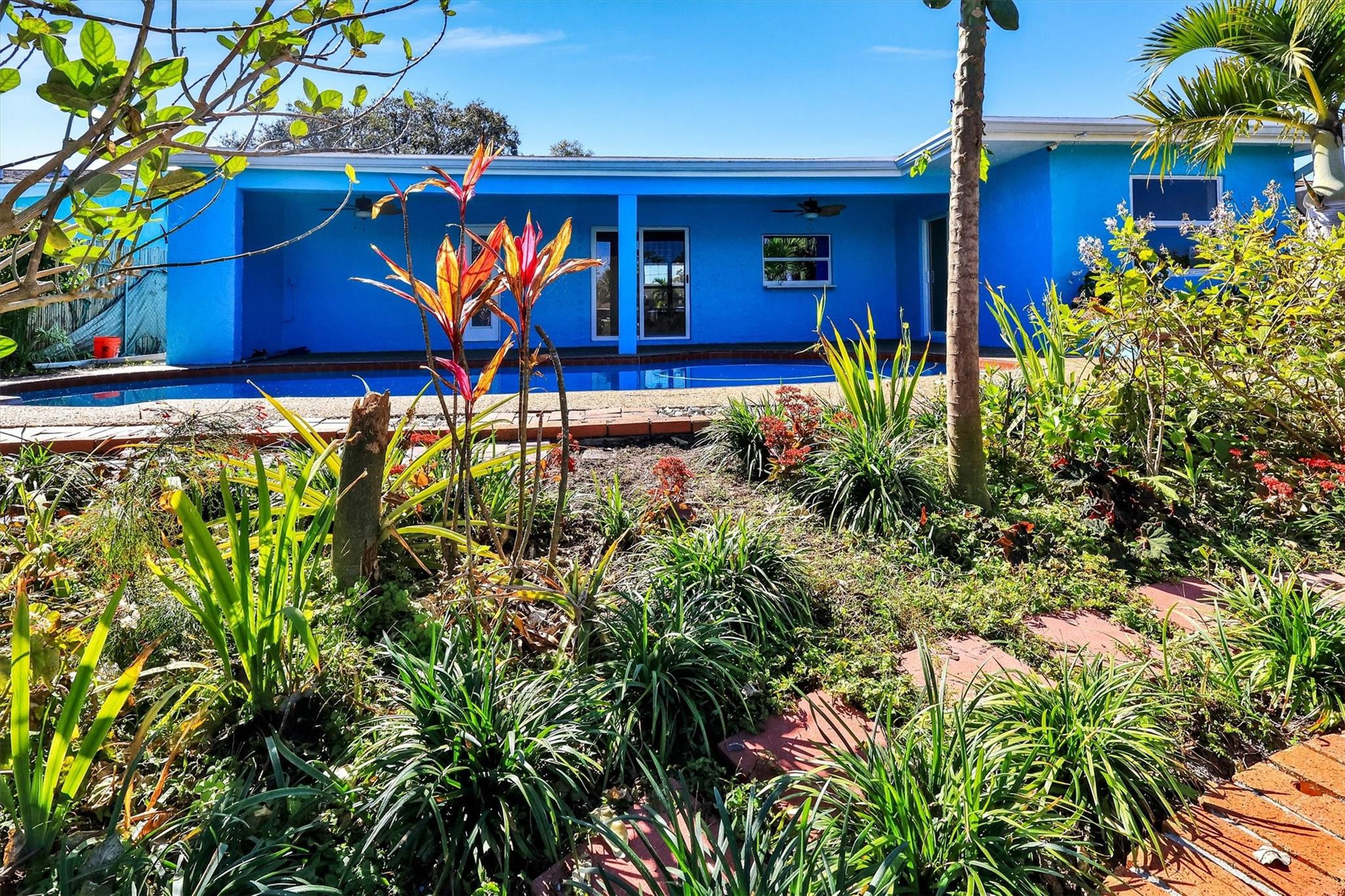 Sunrise Golf Village Sec - Residential