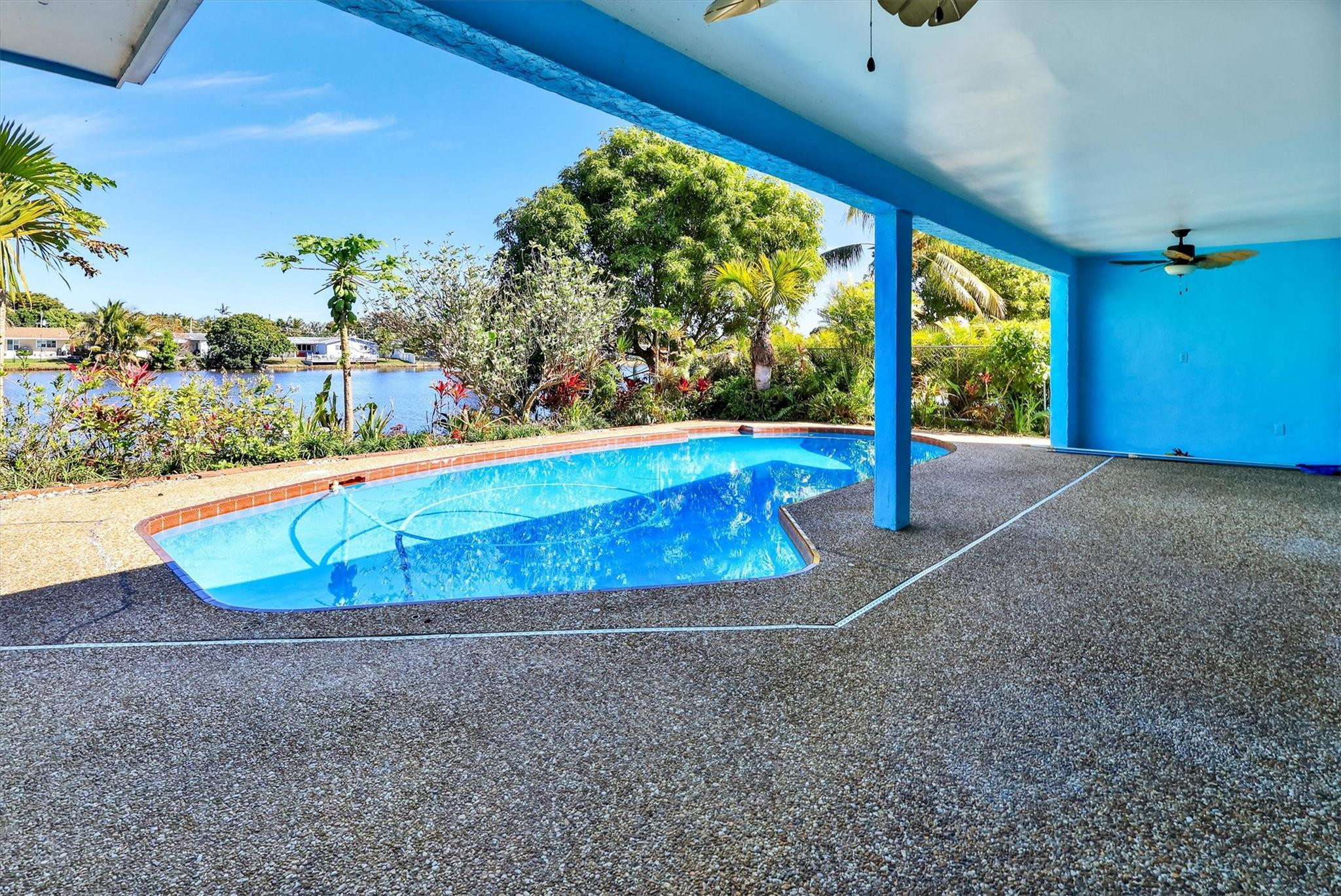 Sunrise Golf Village Sec - Residential