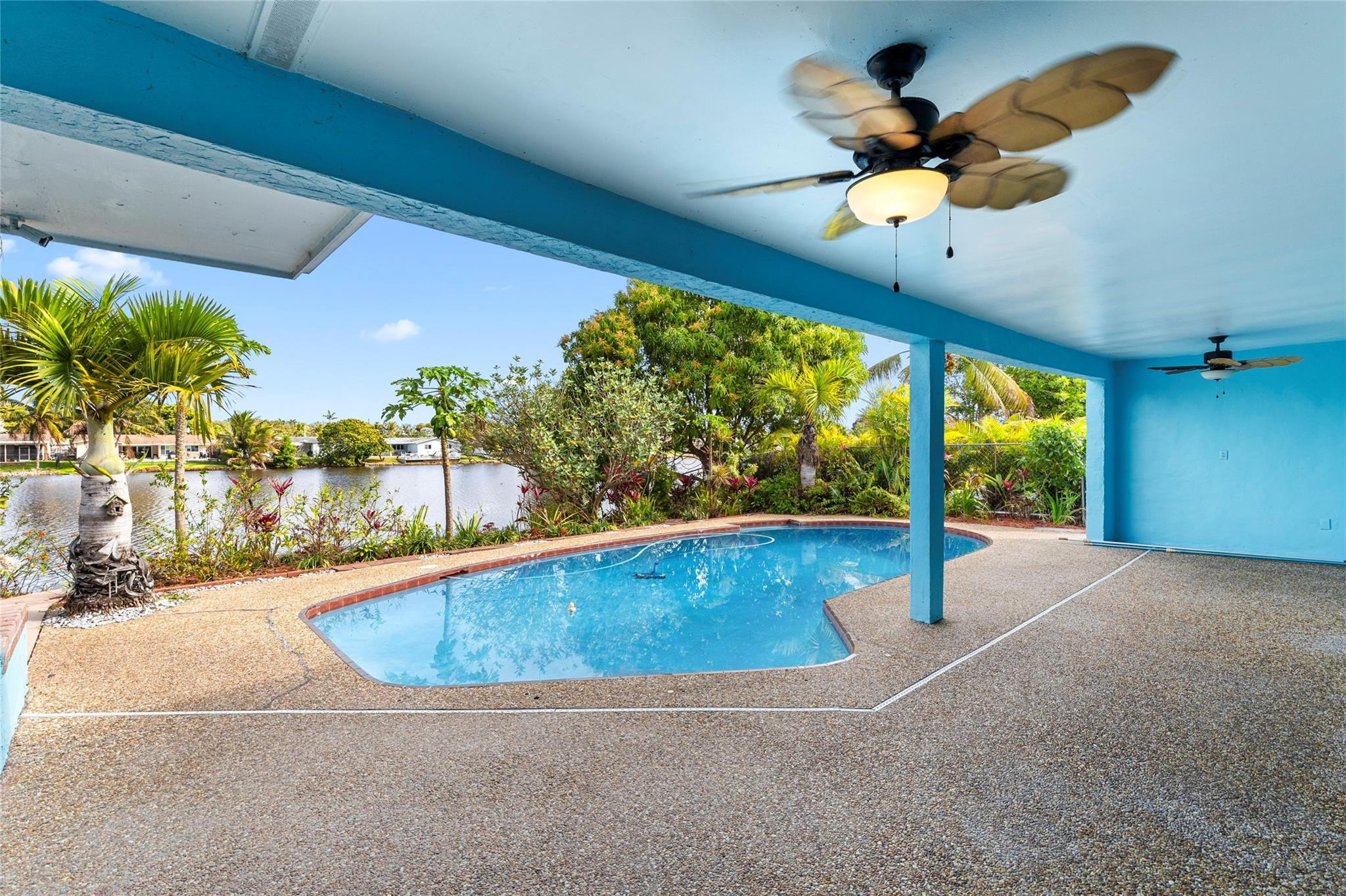 Sunrise Golf Village Sec - Residential