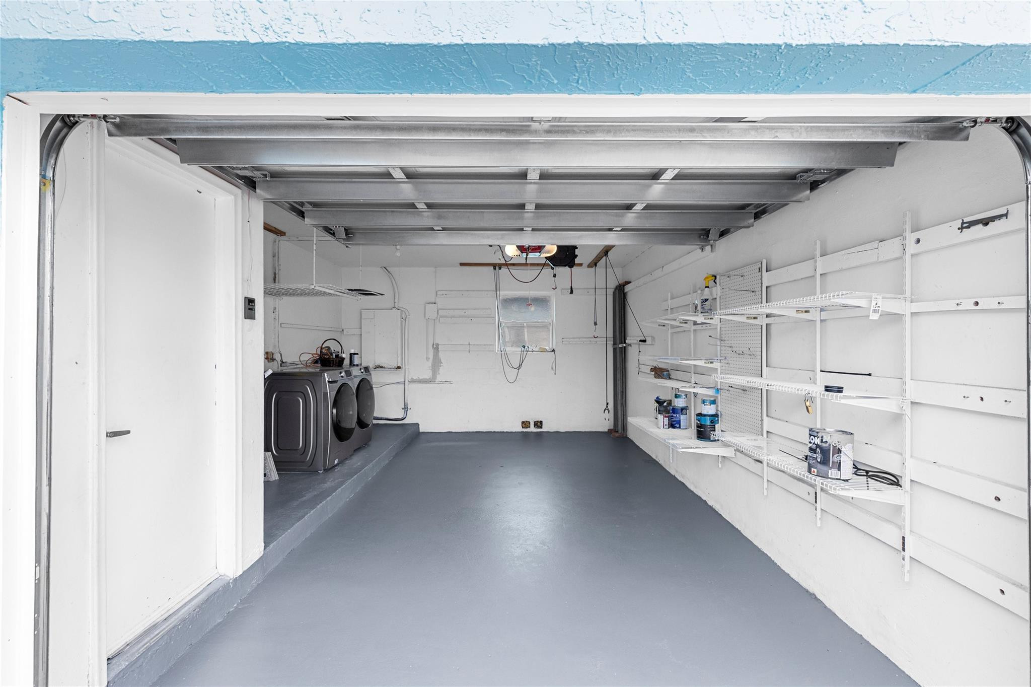 Sunrise Golf Village Sec - Residential