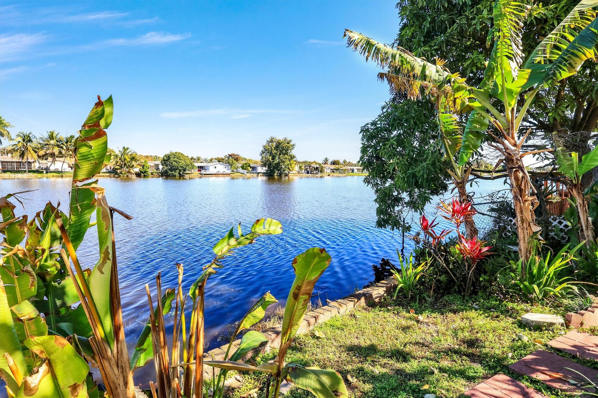 Sunrise Golf Village Sec - Residential