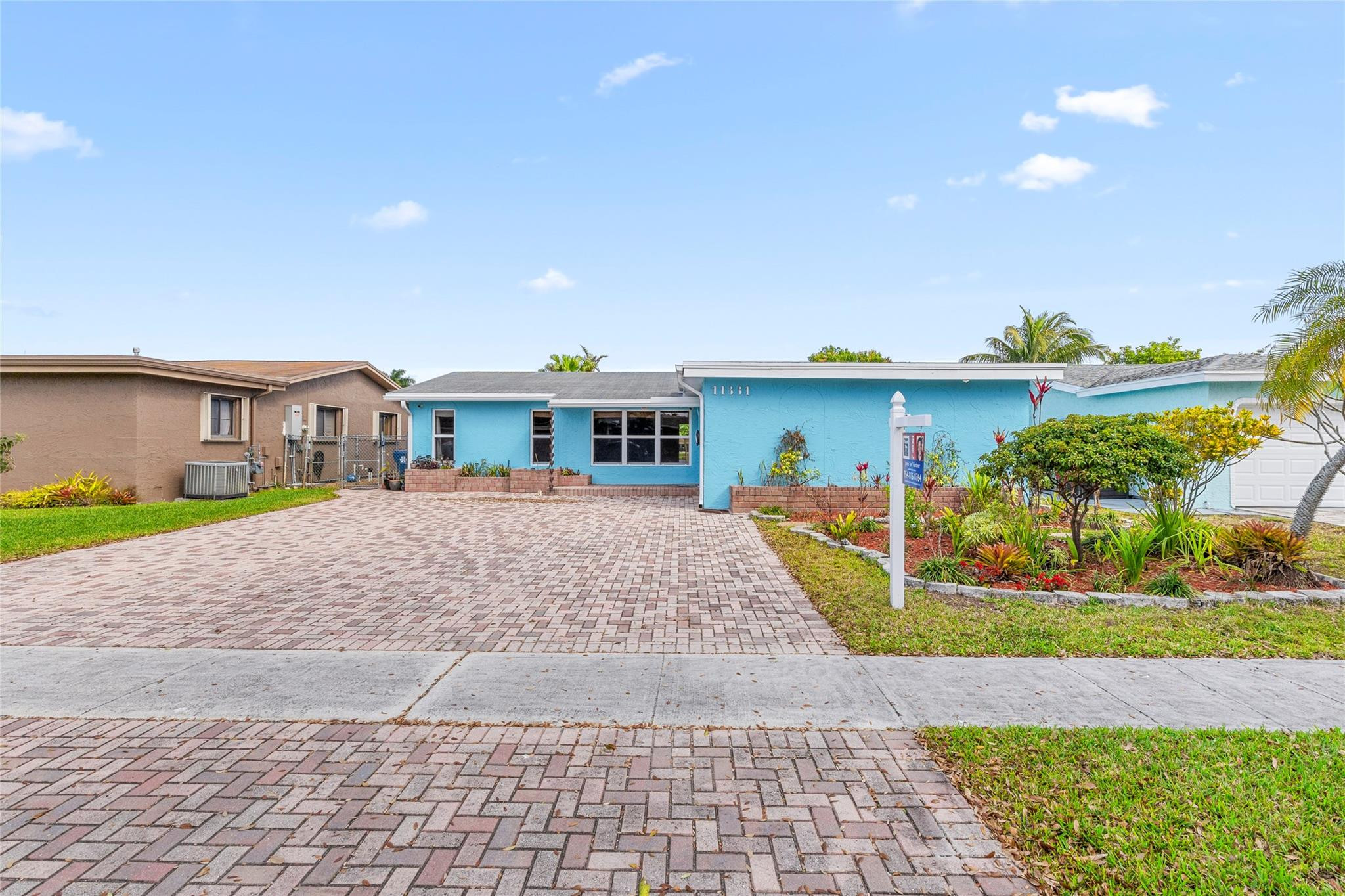 Sunrise Golf Village Sec - Residential