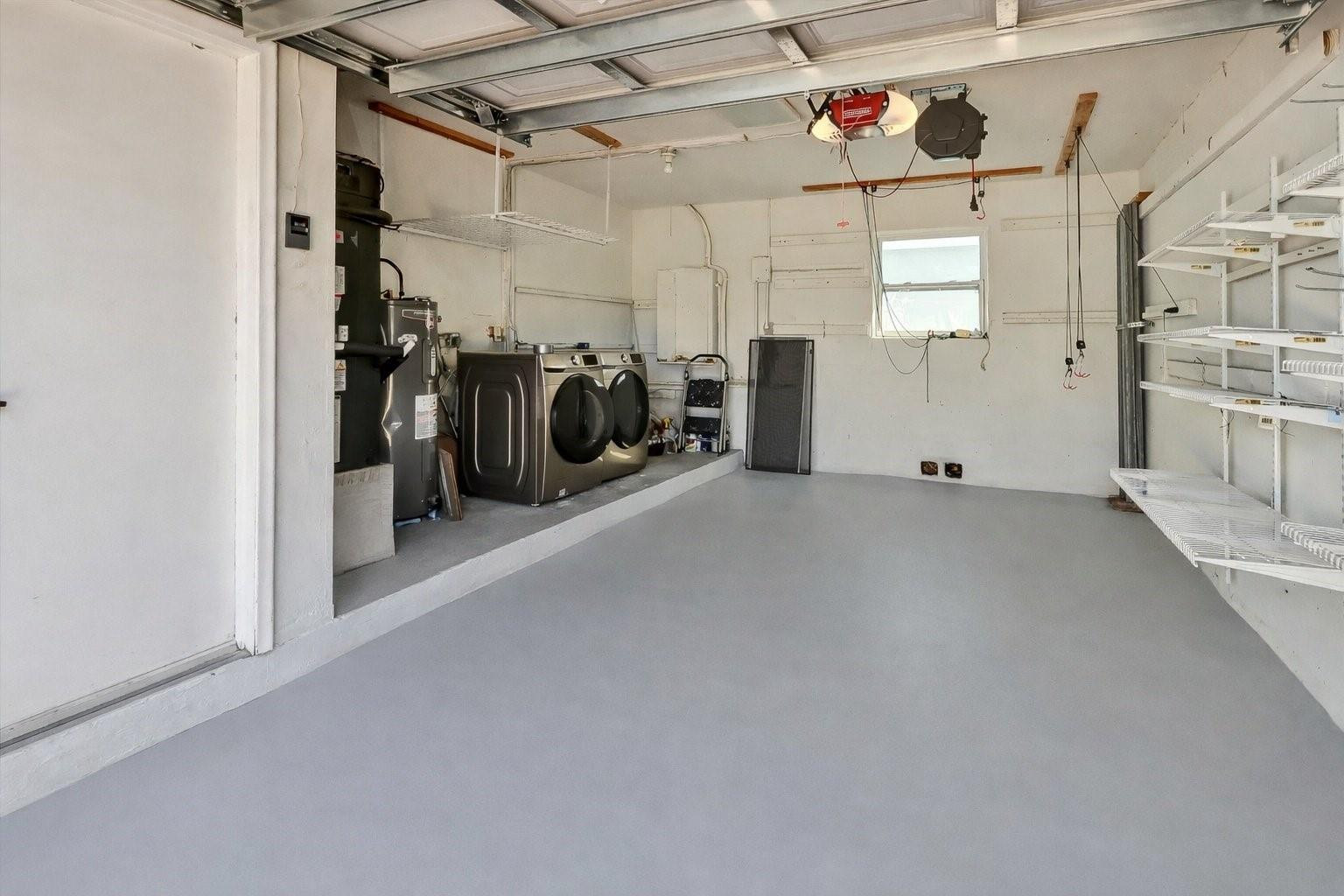 Sunrise Golf Village Sec - Residential