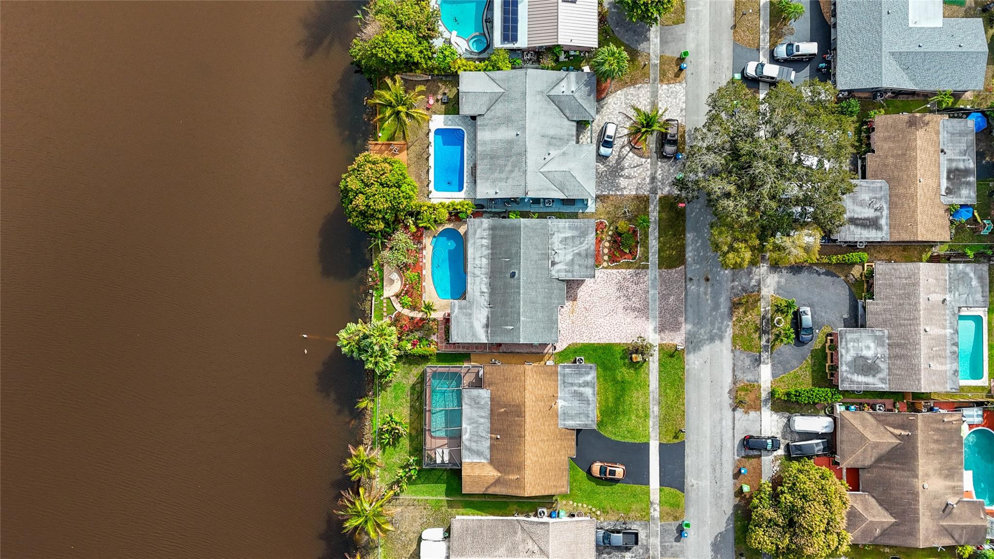 Sunrise Golf Village Sec - Residential