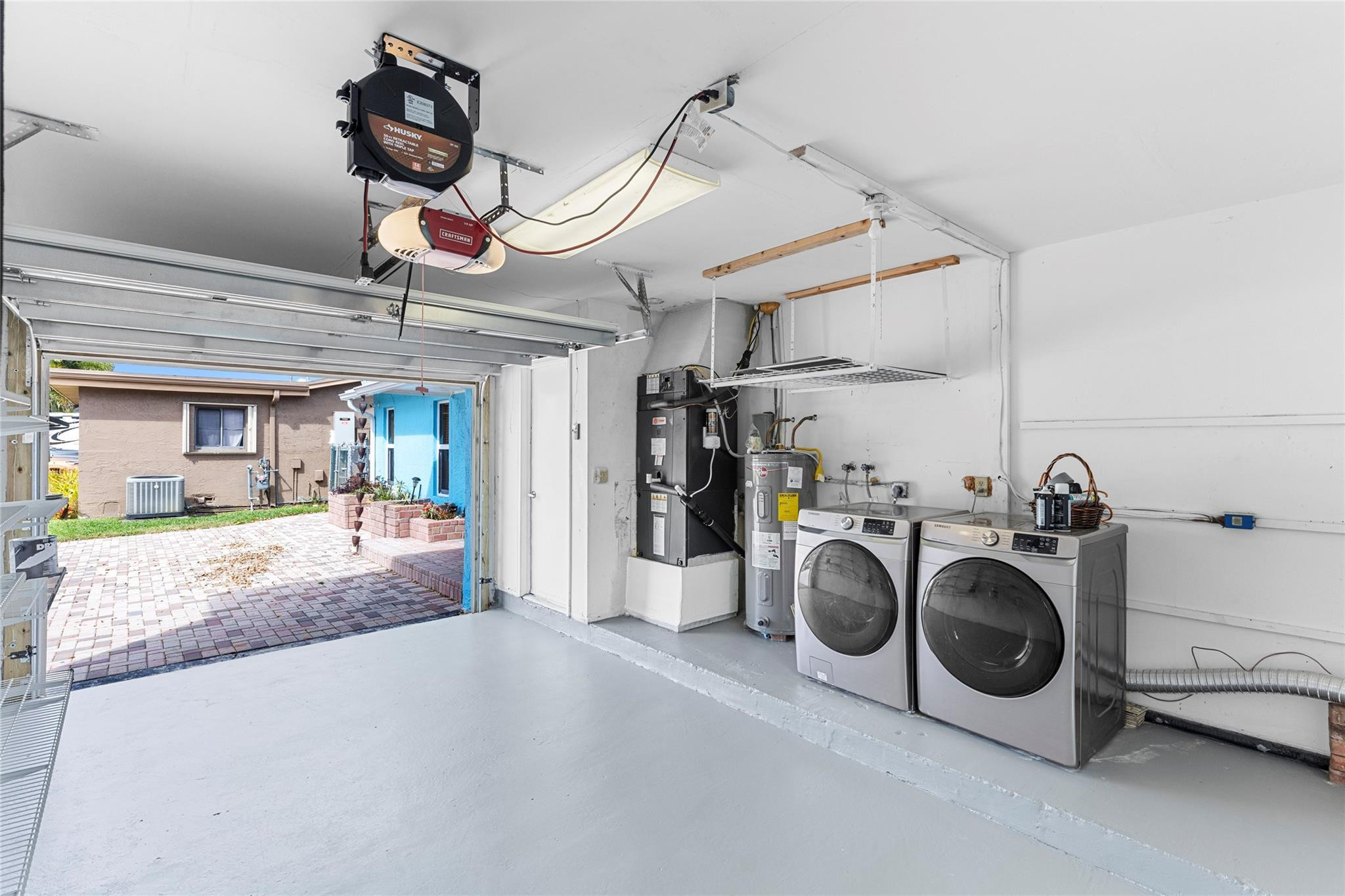 Sunrise Golf Village Sec - Residential