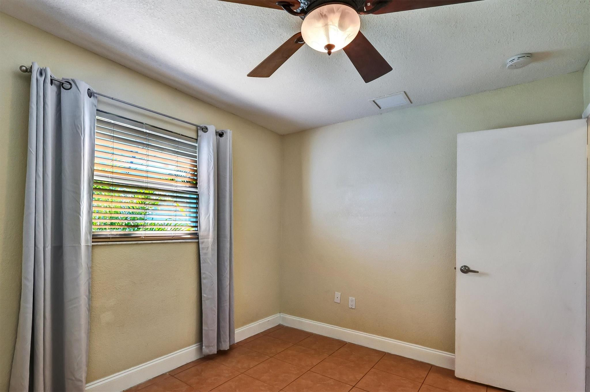 Sunrise Golf Village Sec - Residential