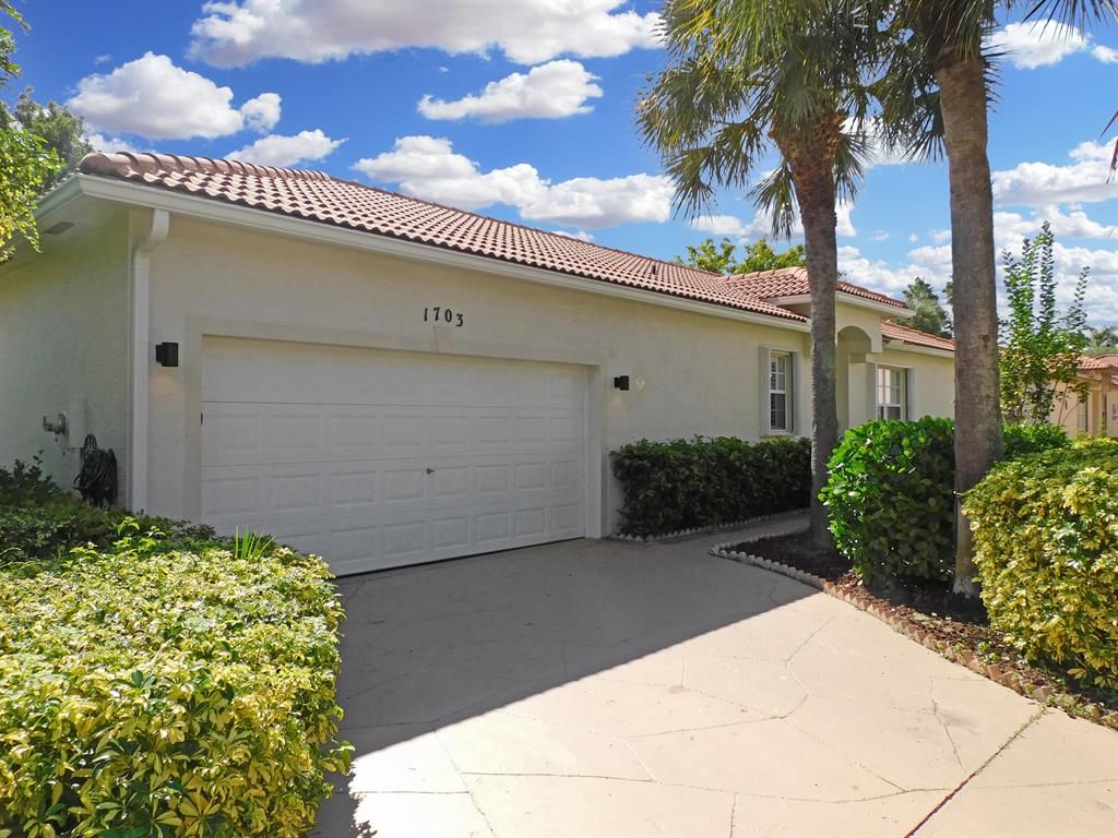 Photo of 1703 Pierside Circle, Wellington, FL 33414 (MLS # R10757174)