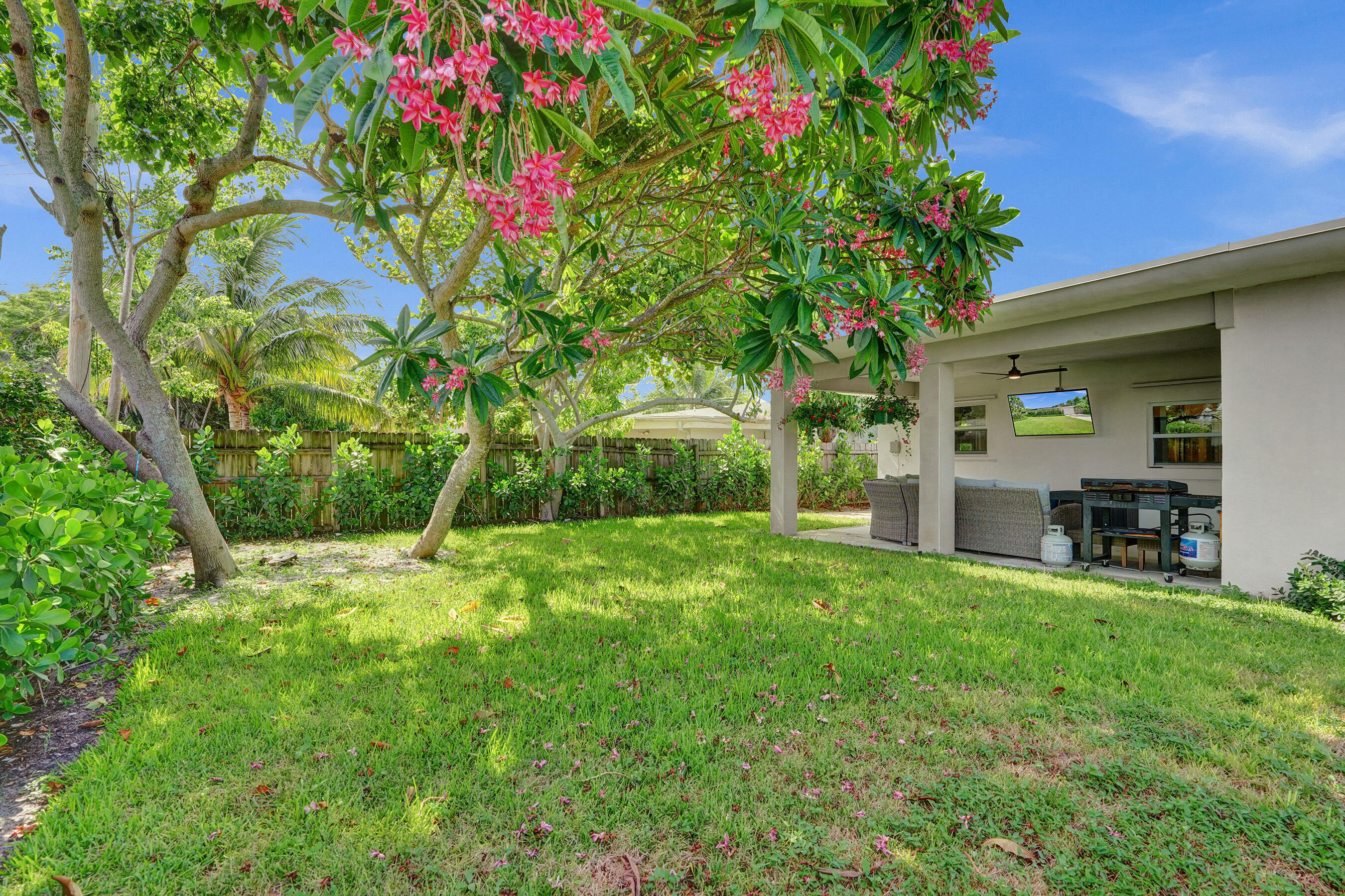 CHATHAM HILLS - Residential