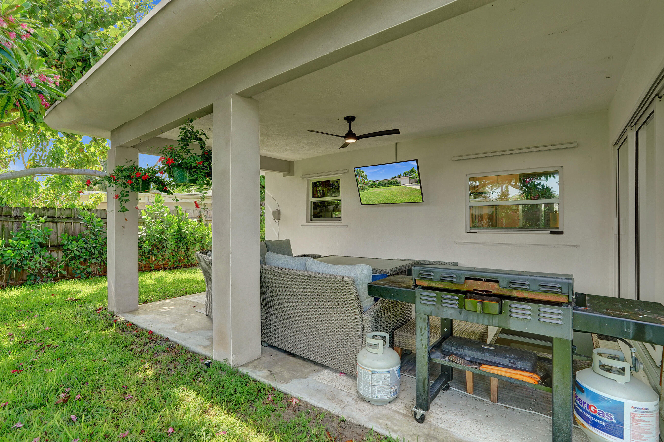 CHATHAM HILLS - Residential