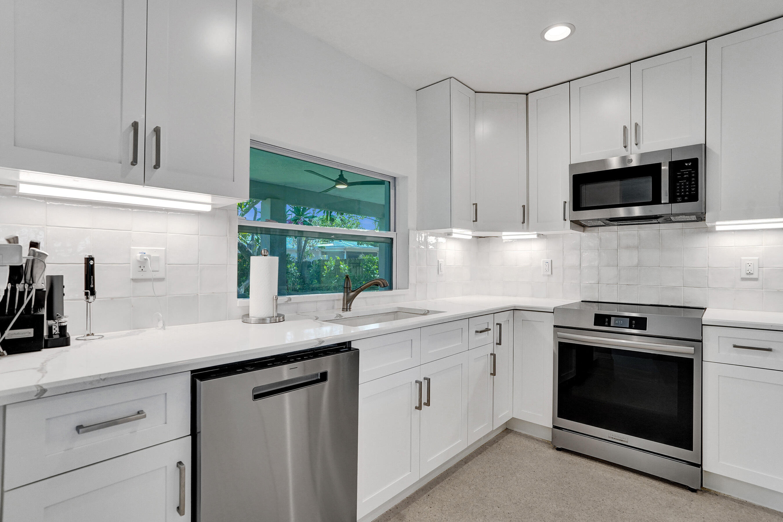 CHATHAM HILLS - Residential