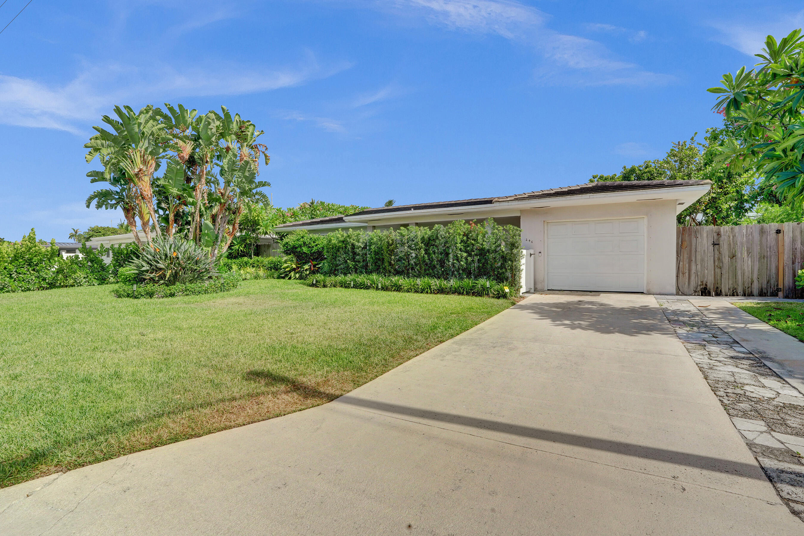 View photos, virtual tours, details... 246 NE 30th Street