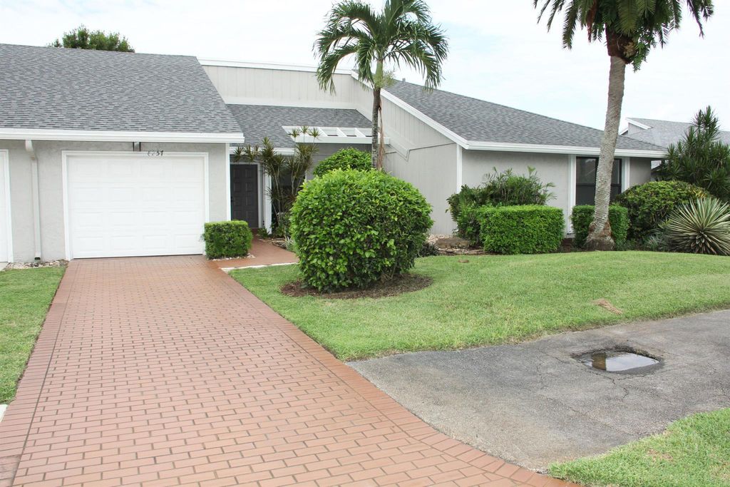 Photo of 6257 Brandon Street, Palm Beach Gardens, FL 33418 (MLS # R11013439)
