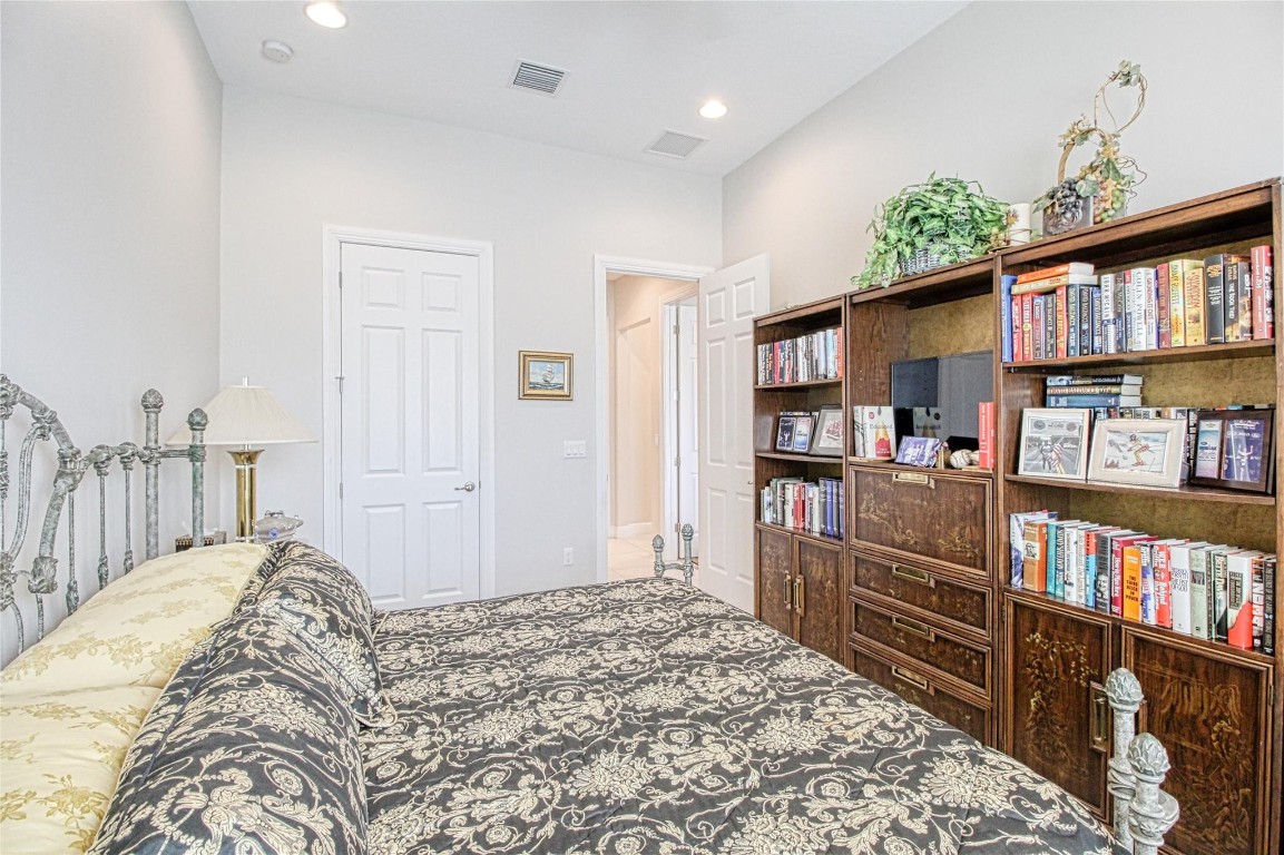 Parkland Royale 182-60 B - Residential