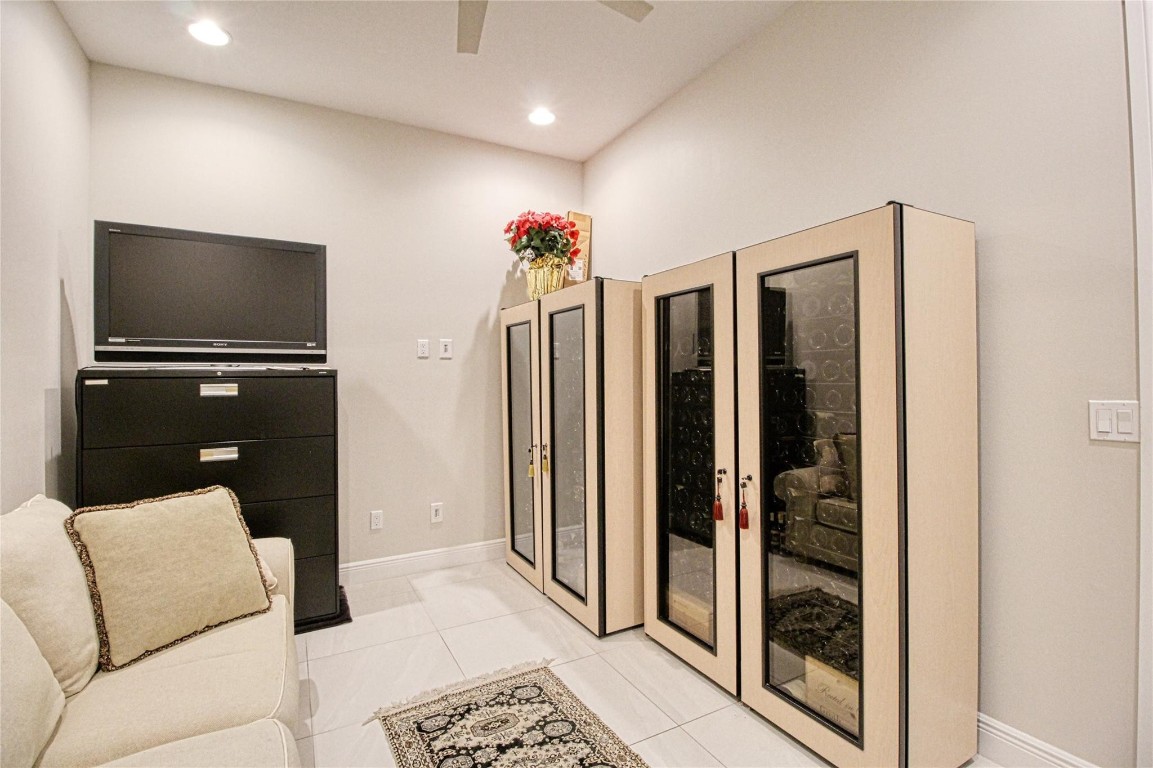 Parkland Royale 182-60 B - Residential