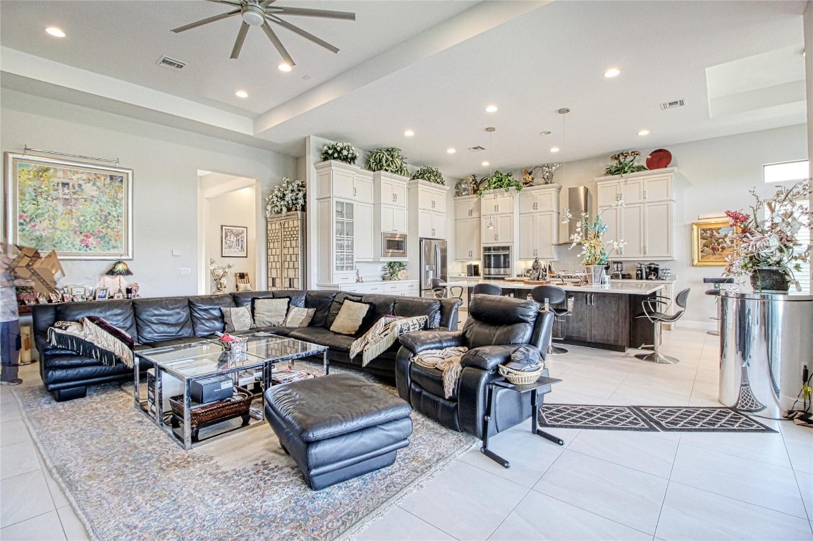 Parkland Royale 182-60 B - Residential