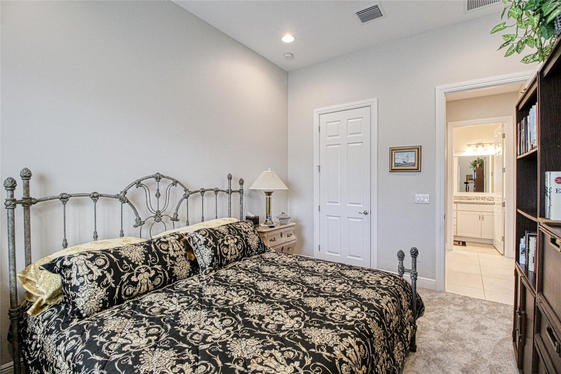 Parkland Royale 182-60 B - Residential