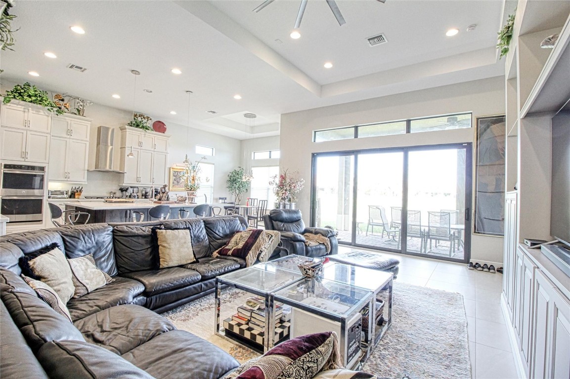 Parkland Royale 182-60 B - Residential