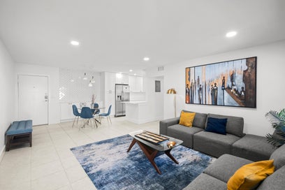 119 NE 19th Court G216 Wilton Manors FL 33305