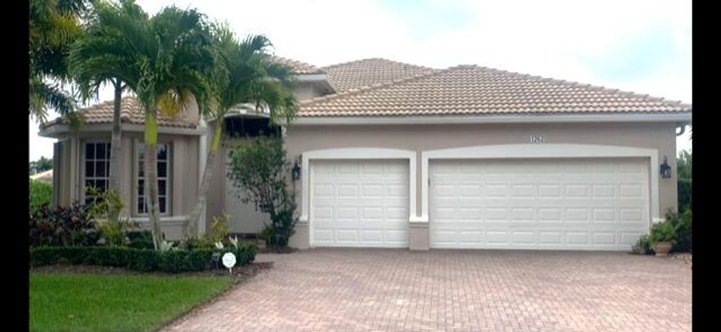 Photo of 1262 SE Illusion Isle Way, Stuart, FL 34997 (MLS # R10945233)