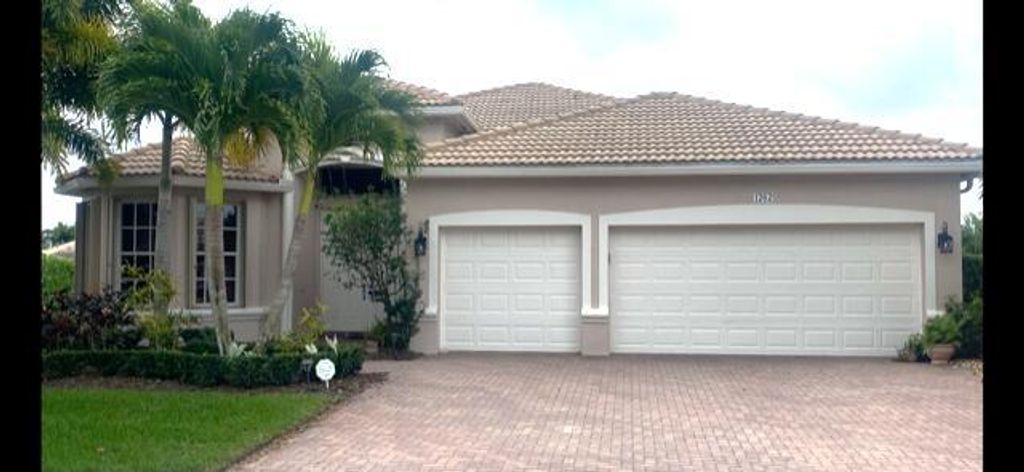 Photo of 1262 SE Illusion Isle Way, Stuart, FL 34997 (MLS # R10945233)