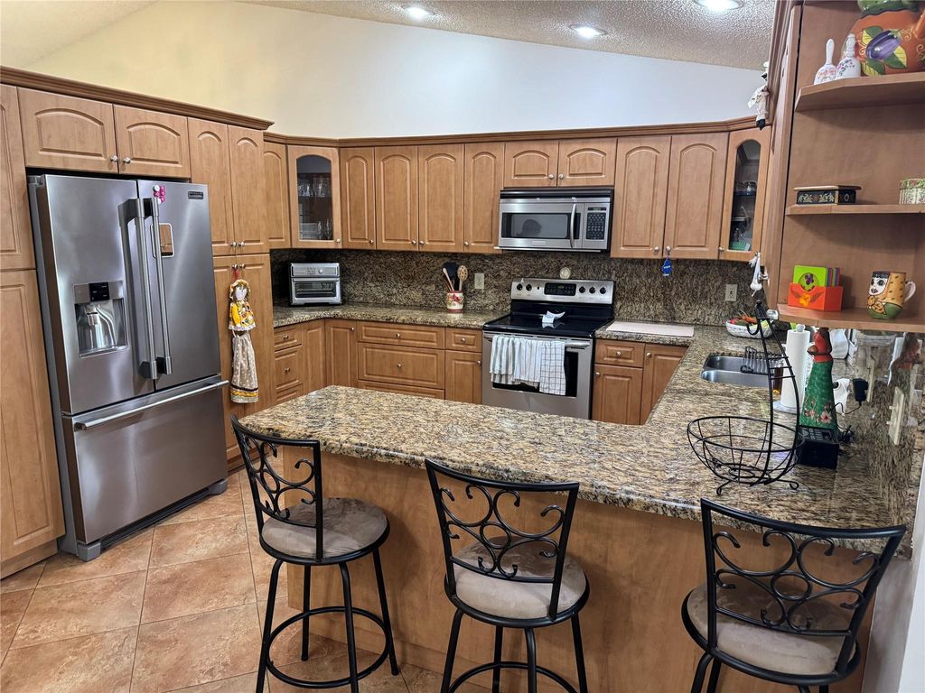Photo of 3059 NW 95th Avenue, Coral Springs, FL 33065 (MLS # F10495987)