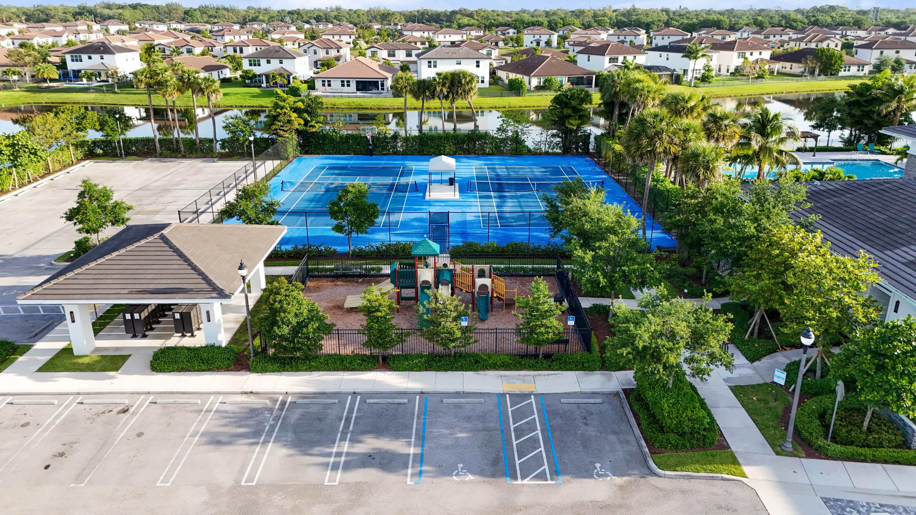 CRESTWOOD NORTH - Residential Lease