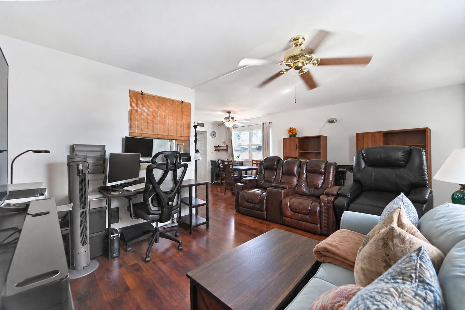562 Monaco L