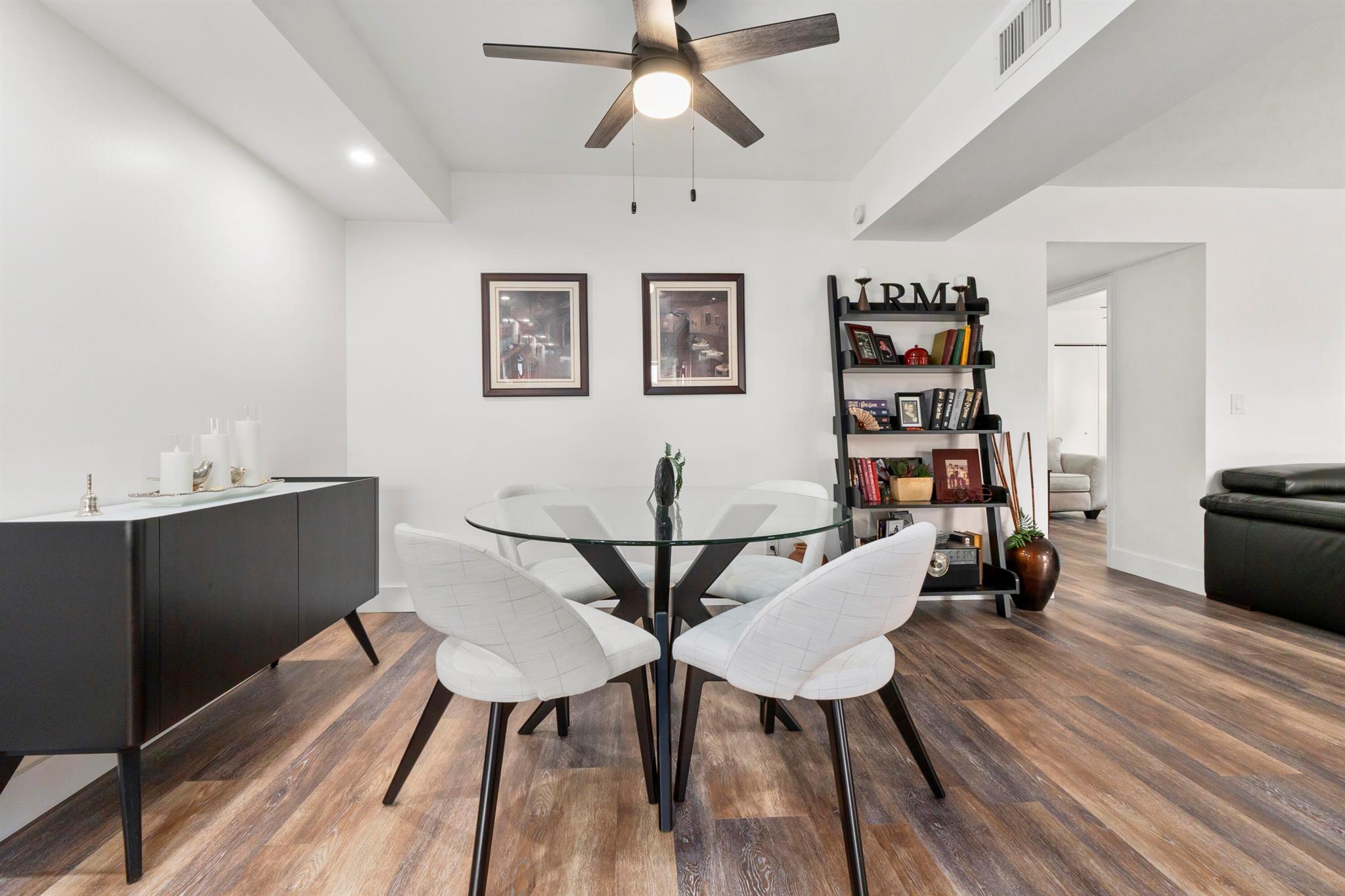 Stuart, Florida 34994, United States, 3 Bedrooms Bedrooms, ,2 BathroomsBathrooms,Residential,Pending,209505