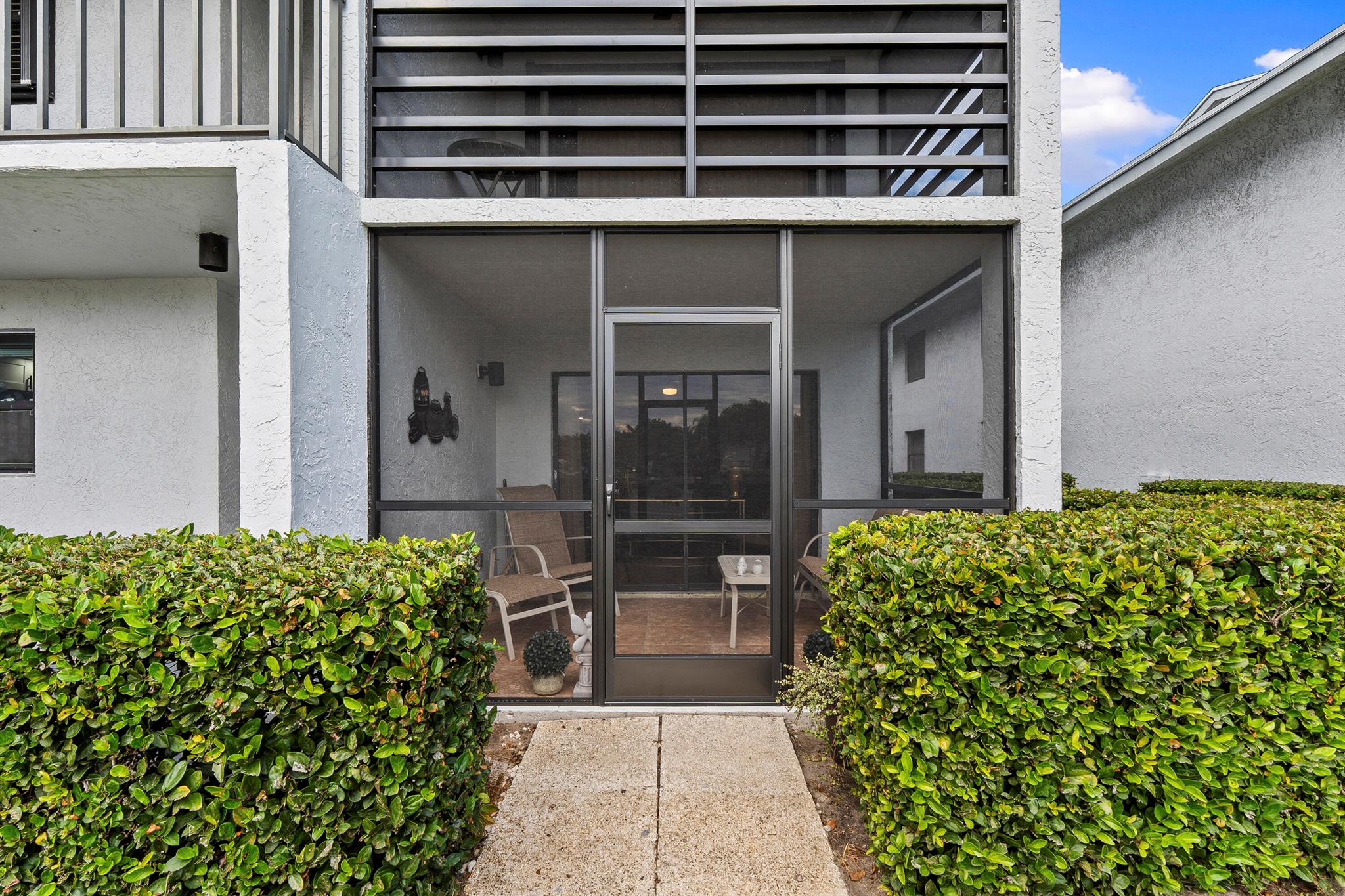 Stuart, Florida 34994, United States, 3 Bedrooms Bedrooms, ,2 BathroomsBathrooms,Residential,Pending,209505