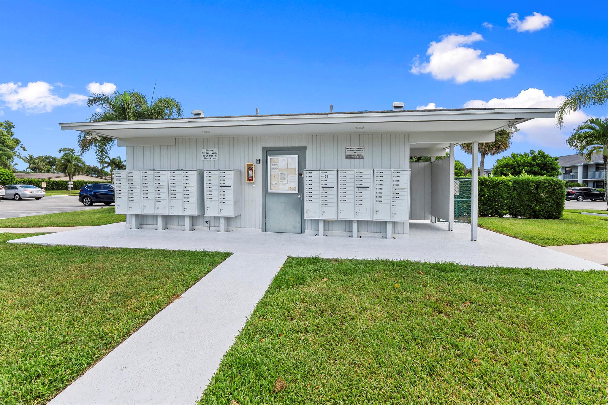 Stuart, Florida 34994, United States, 3 Bedrooms Bedrooms, ,2 BathroomsBathrooms,Residential,Pending,209505