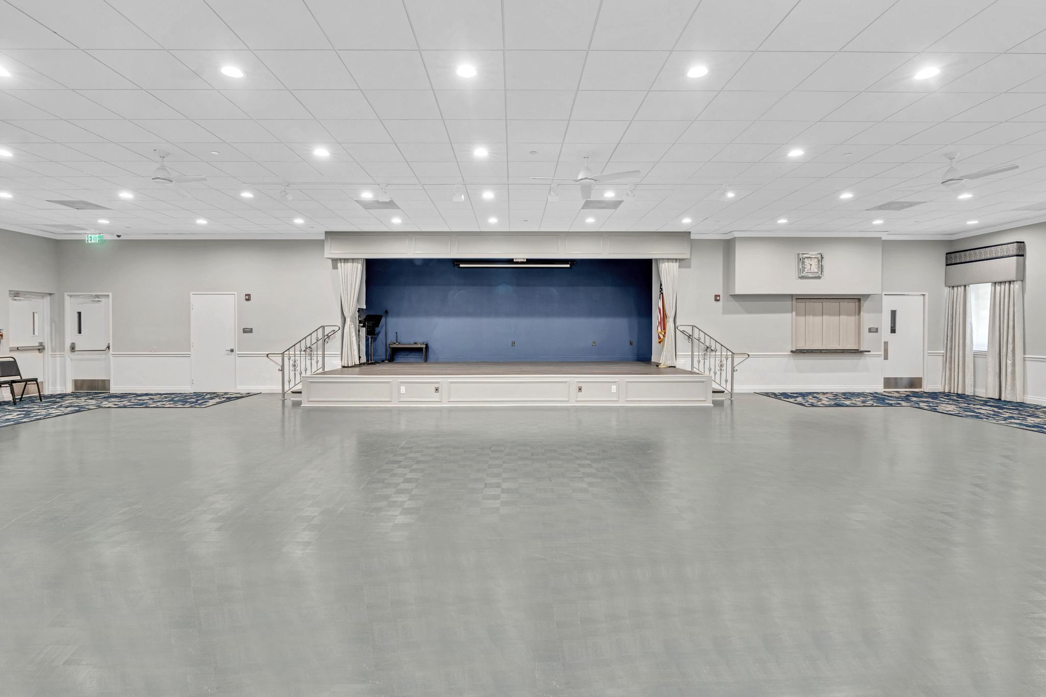 HUNTINGTON LAKES - Residential