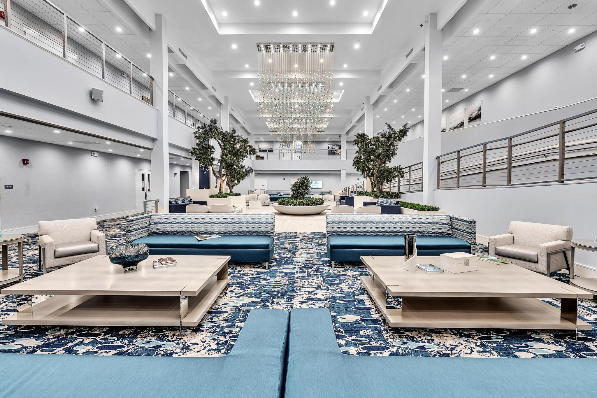 HUNTINGTON LAKES - Residential