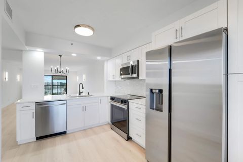 7076 Huntington Lane 803 Delray Beach FL 33446