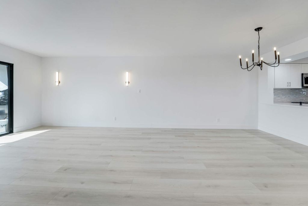 Photo of 7076 Huntington Lane #803, Delray Beach, FL 33446 (MLS # R11144542)