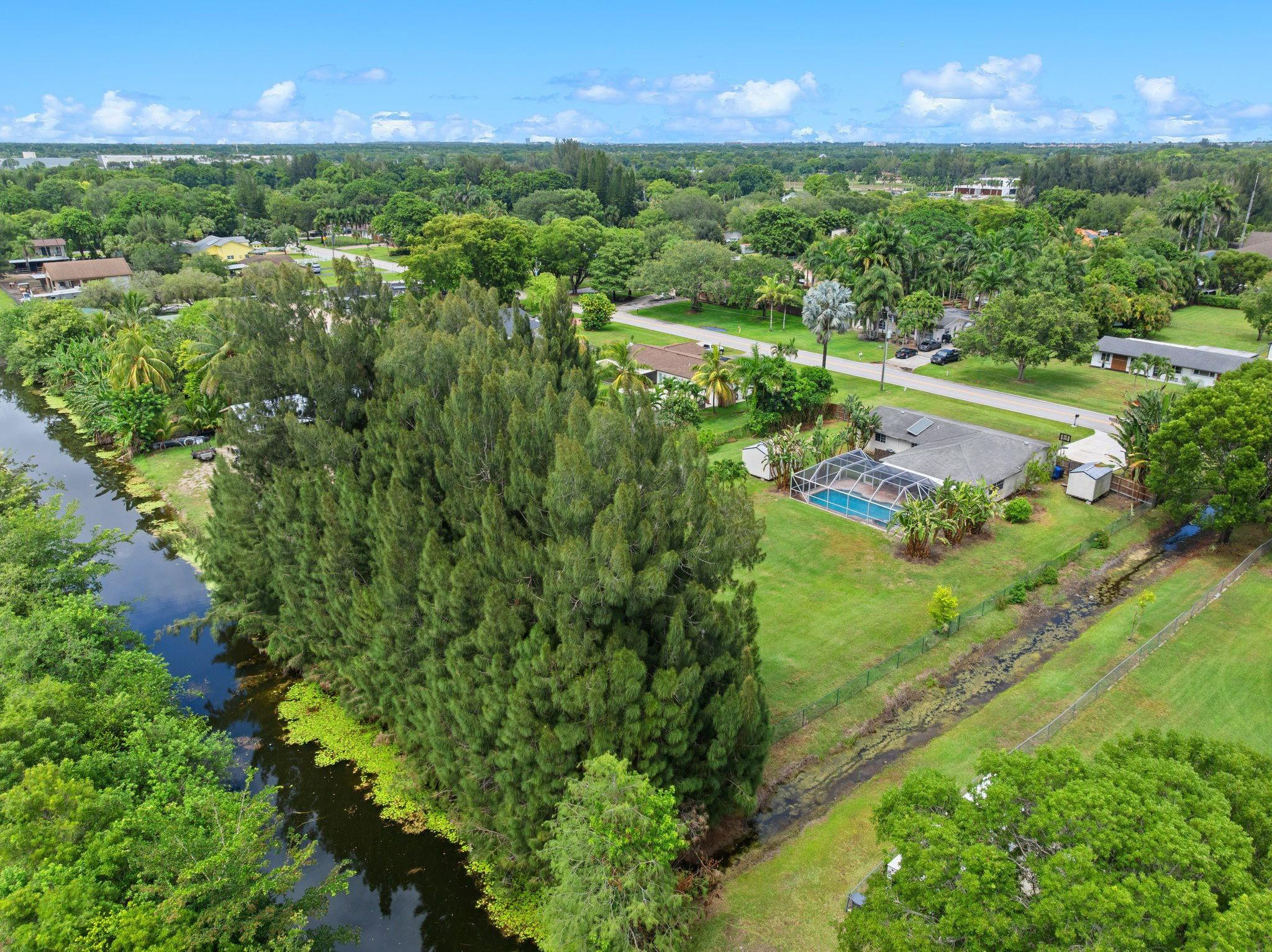 Country Estates 91-16 B - Residential