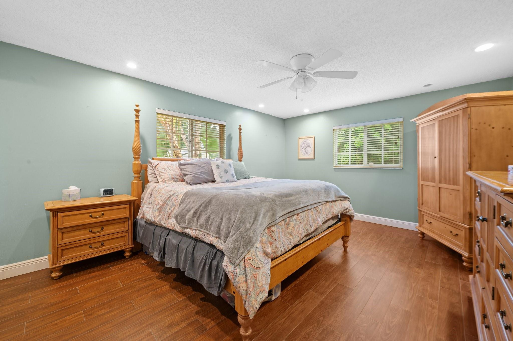 Country Estates 91-16 B - Residential