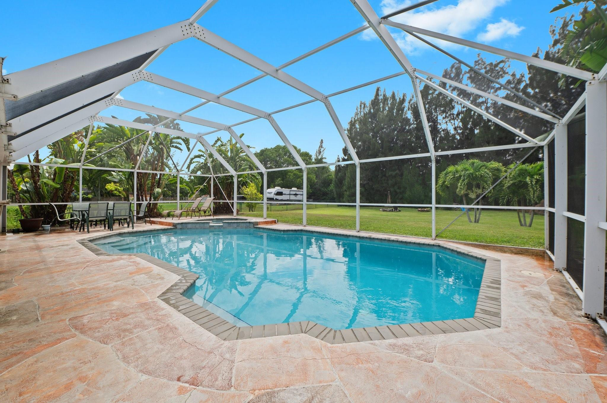 Country Estates 91-16 B - Residential