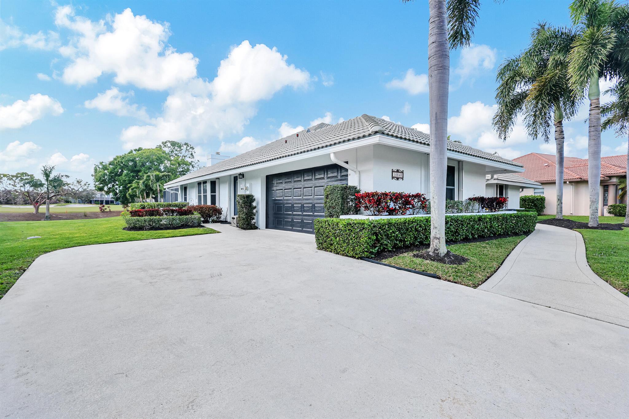 MEADOW WOOD OF THE LANDINGS AT WELLINGTO - Residential