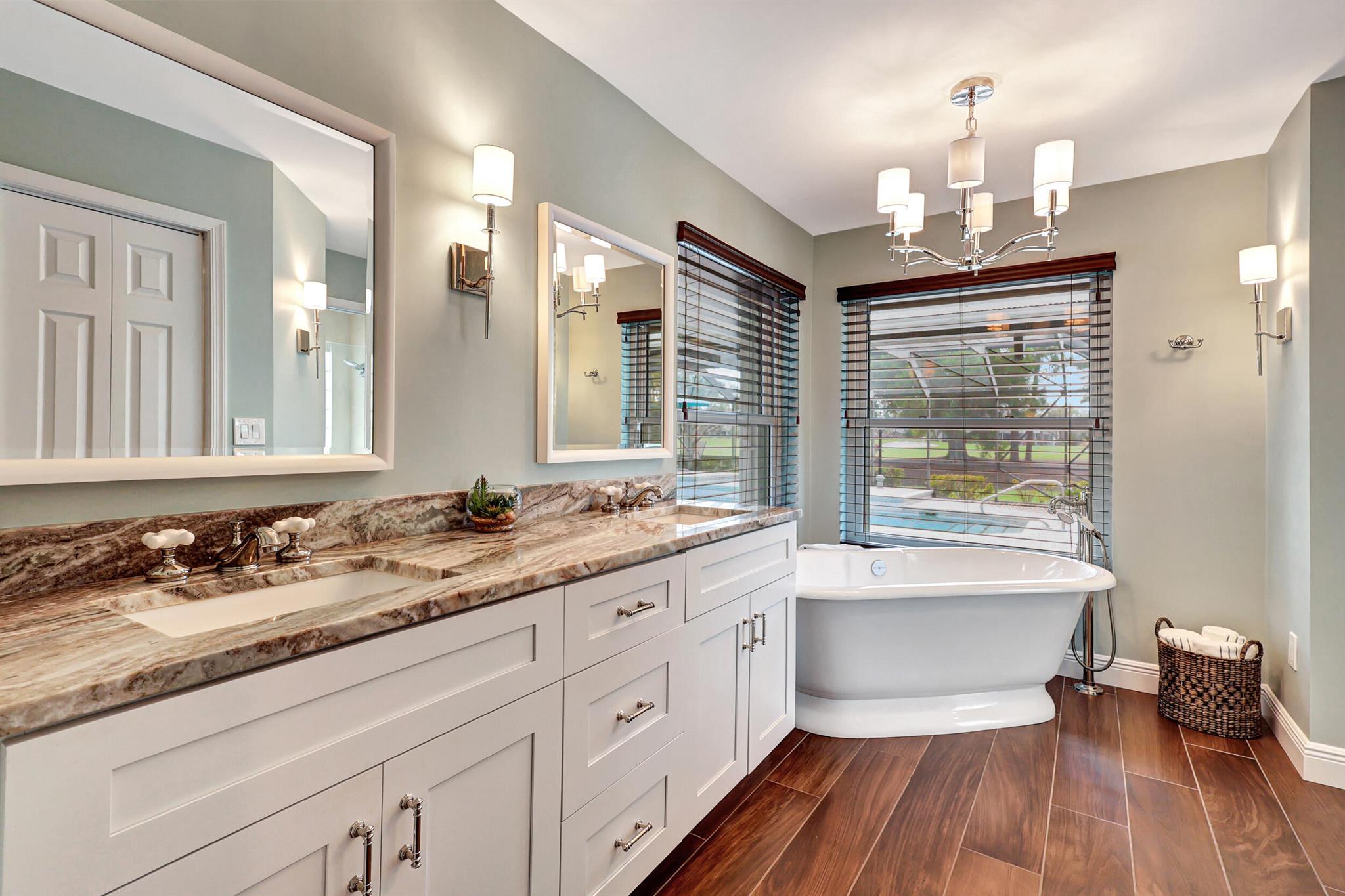 MEADOW WOOD OF THE LANDINGS AT WELLINGTO - Residential