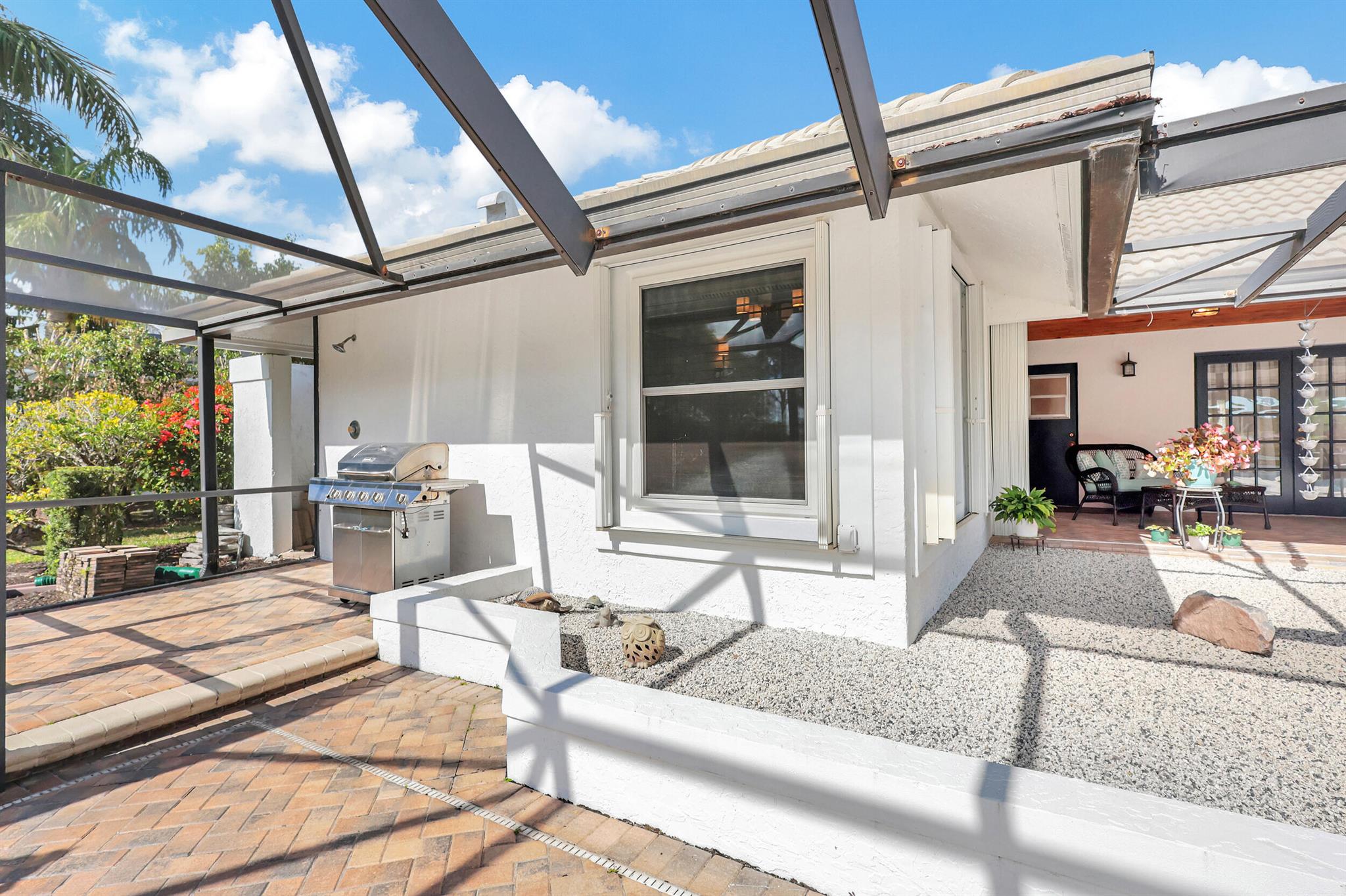 MEADOW WOOD OF THE LANDINGS AT WELLINGTO - Residential