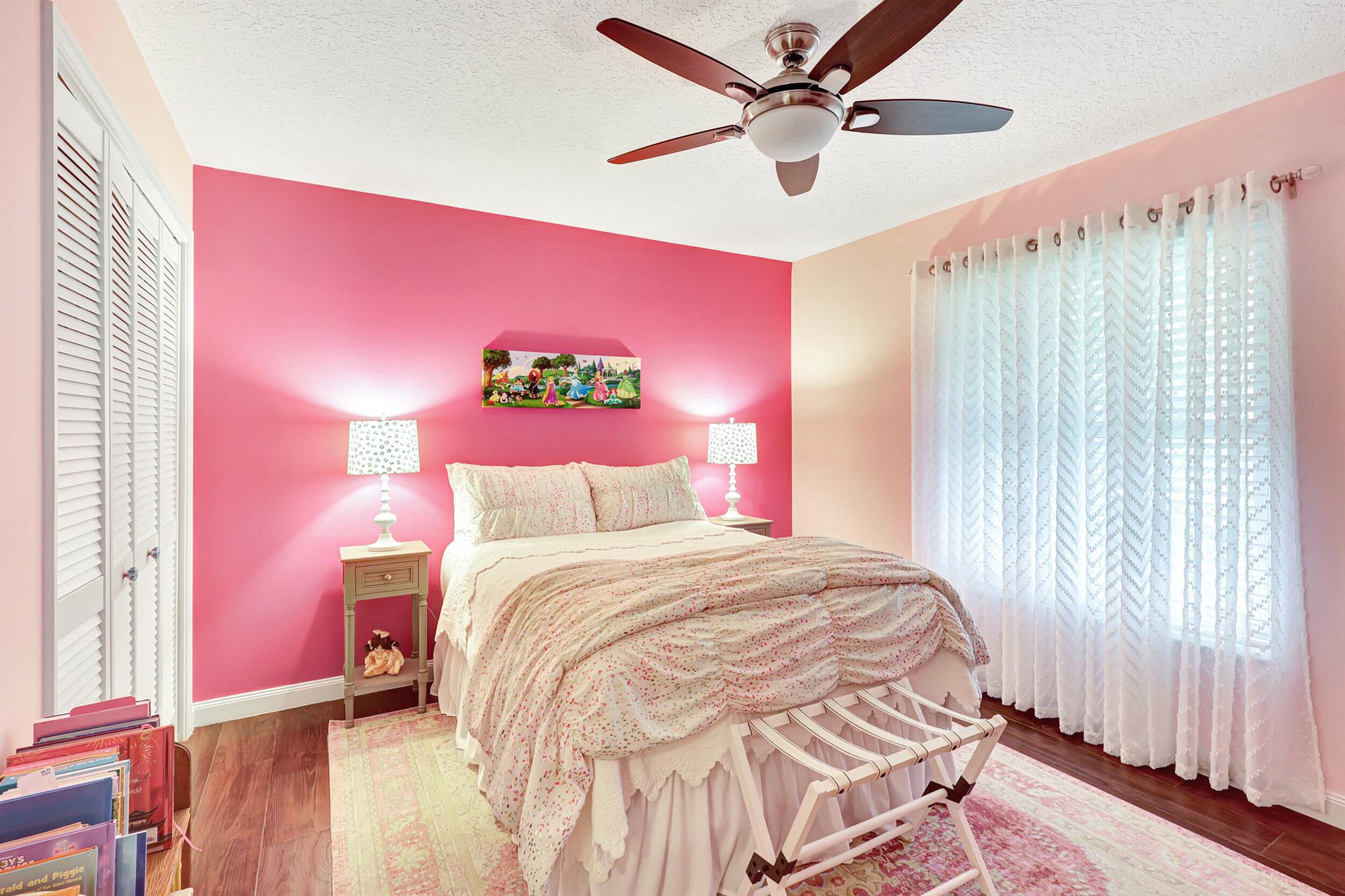 MEADOW WOOD OF THE LANDINGS AT WELLINGTO - Residential