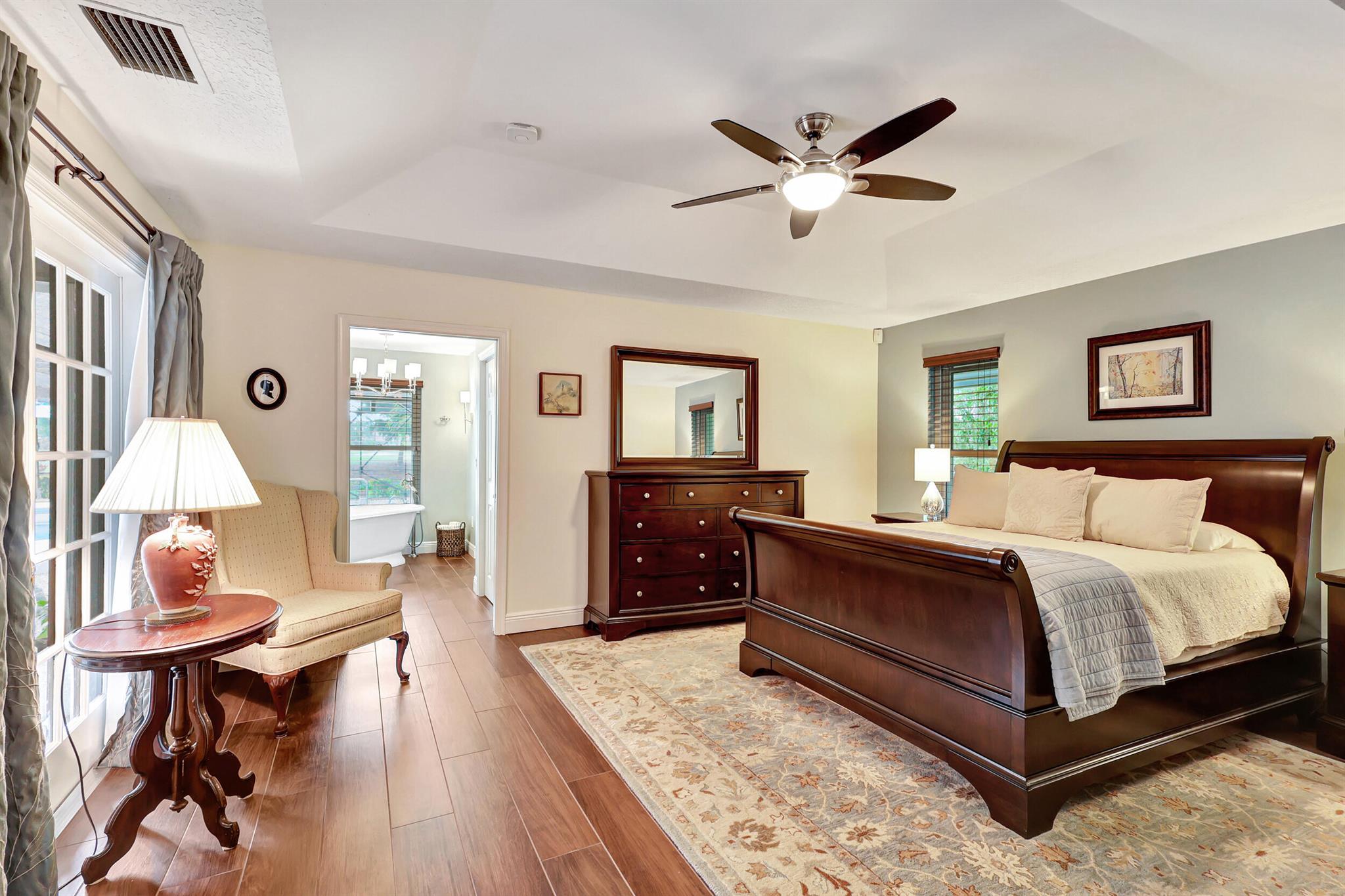 MEADOW WOOD OF THE LANDINGS AT WELLINGTO - Residential