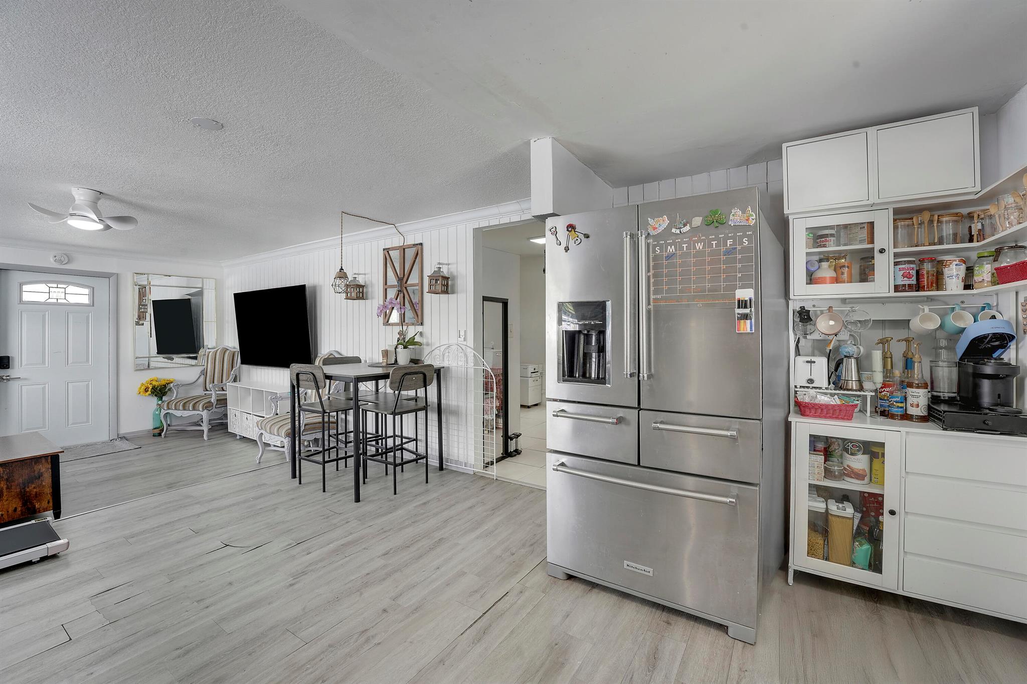 LAKE WORTH HEIGHTS - Residential Income