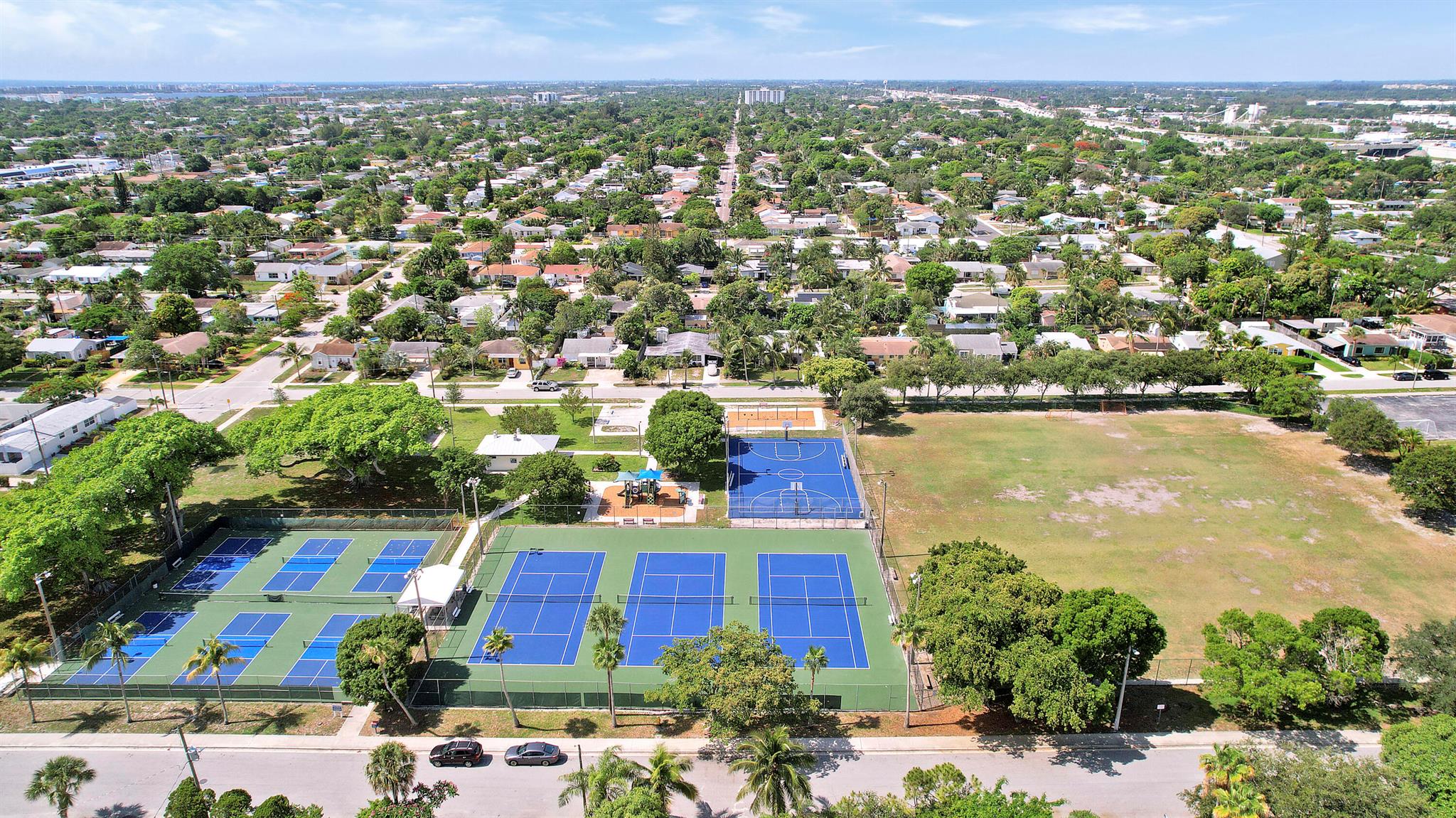 LAKE WORTH HEIGHTS - Residential Income