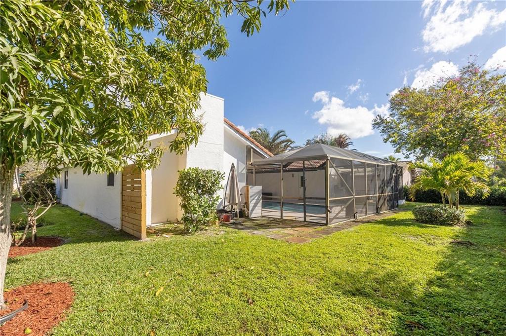 Pine Ridge 112-37 B - Residential