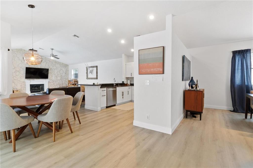 Pine Ridge 112-37 B - Residential