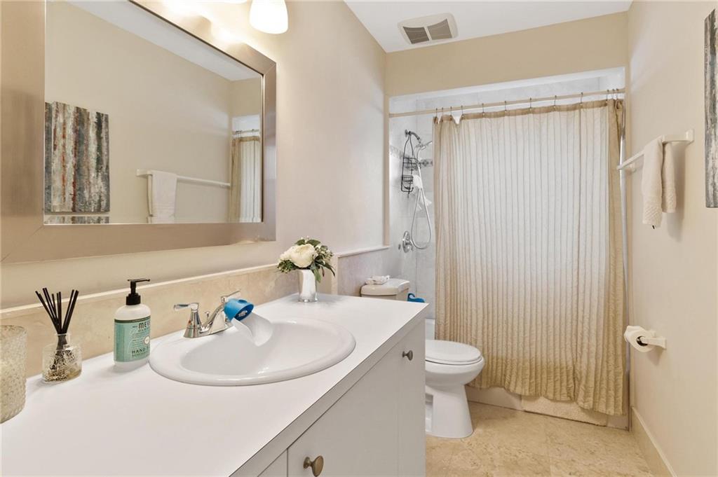 Pine Ridge 112-37 B - Residential