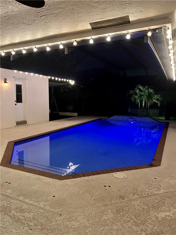 Pine Ridge 112-37 B - Residential